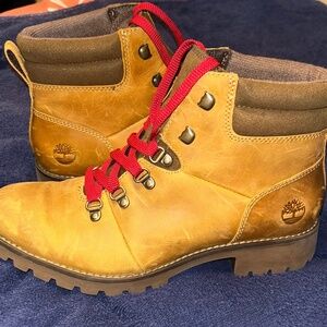 Timberland Women's Ellendale Mid Hiker Boot
